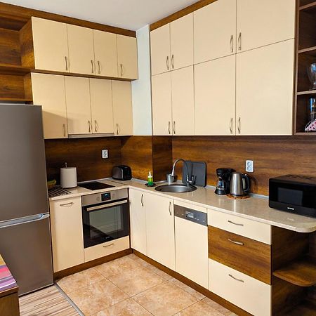 Business And Leisure Apartments In Mladost 2 With Free Garage 소피아 외부 사진