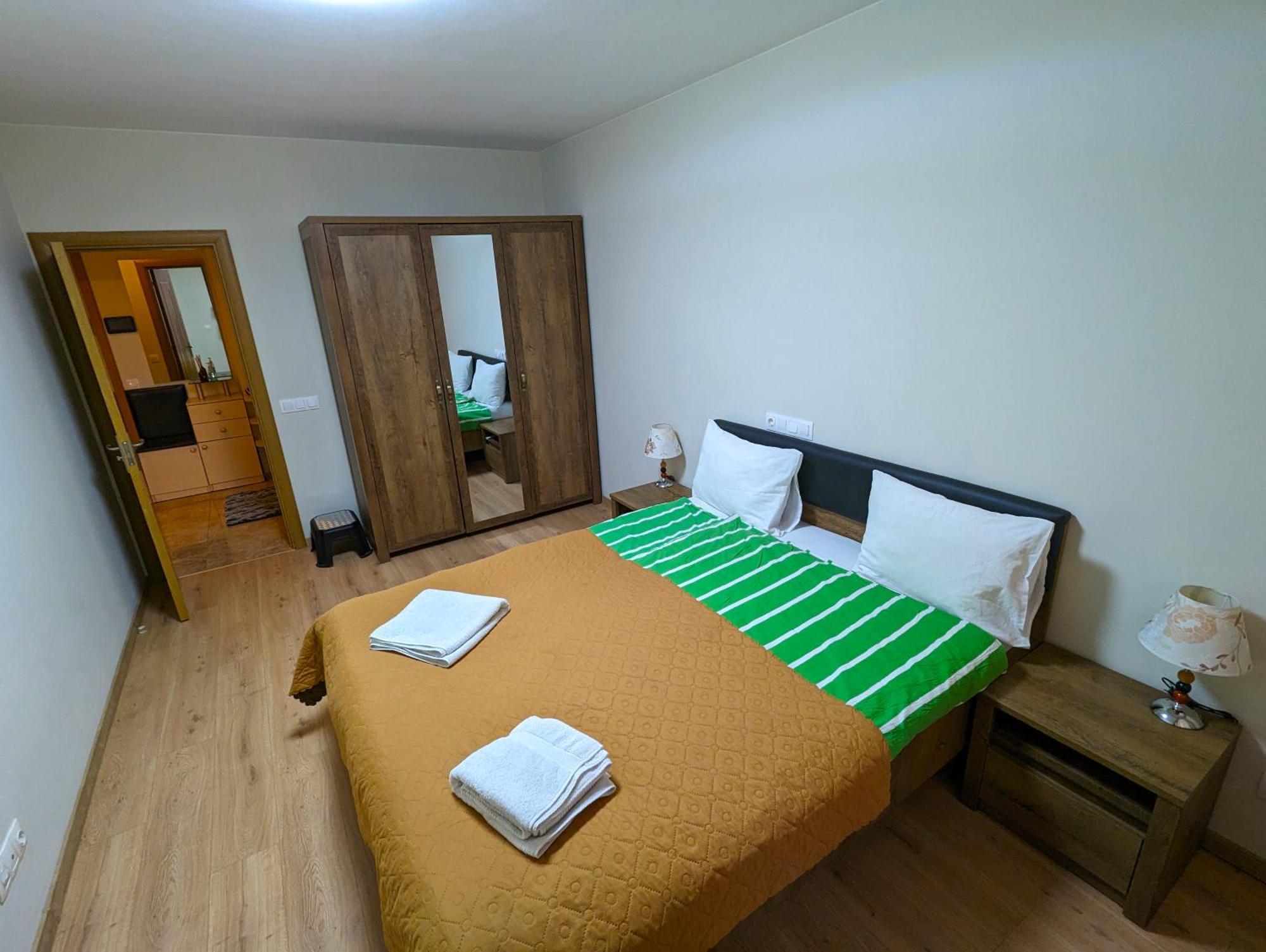 Business And Leisure Apartments In Mladost 2 With Free Garage 소피아 외부 사진